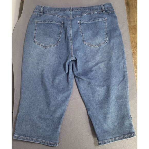 d. jeans Womens 16W Capri Denim Pants Criss Cross Grommet Design - Picture 2 of 8